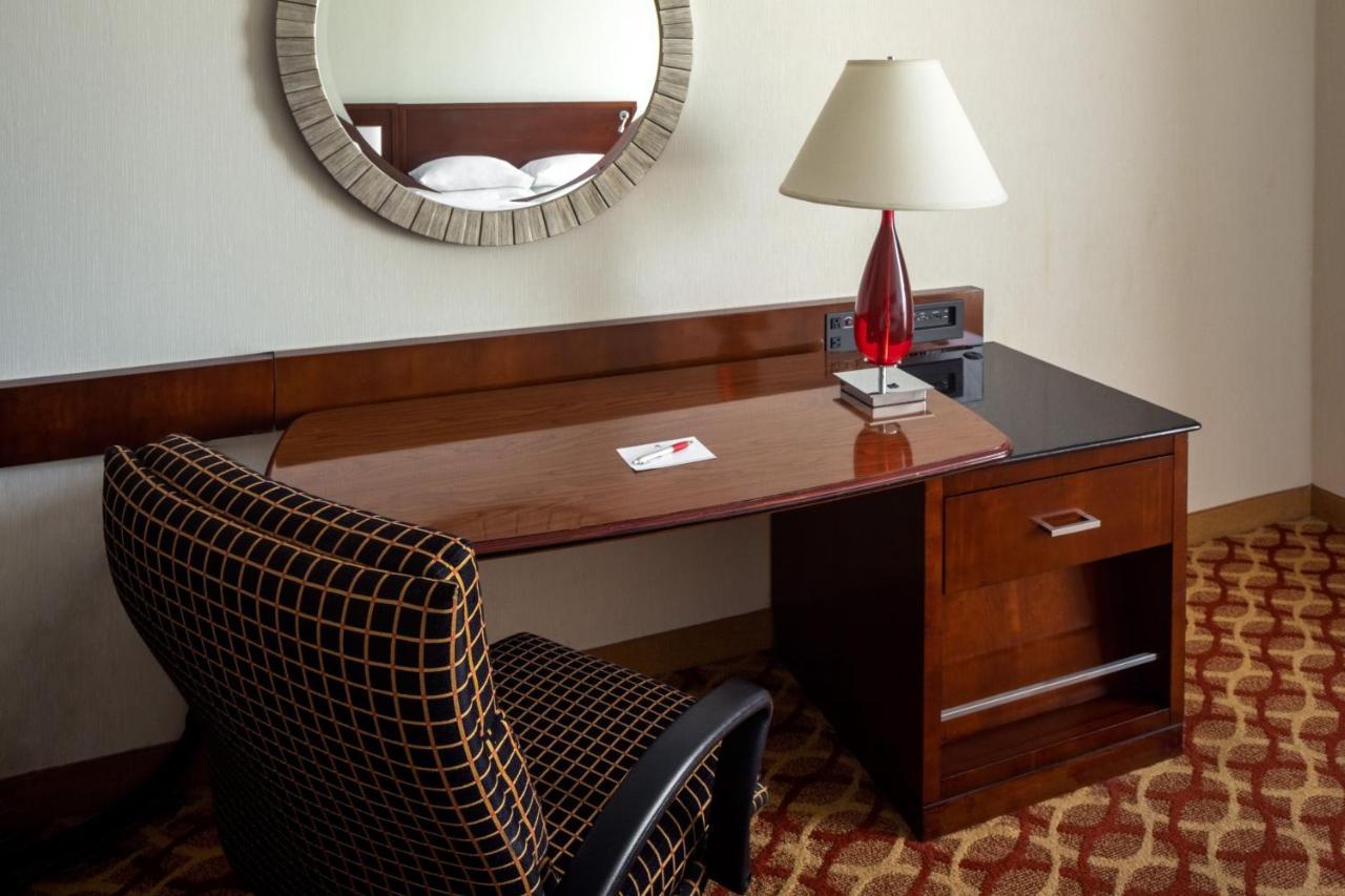 Indianapolis Marriott East Otel Dış mekan fotoğraf