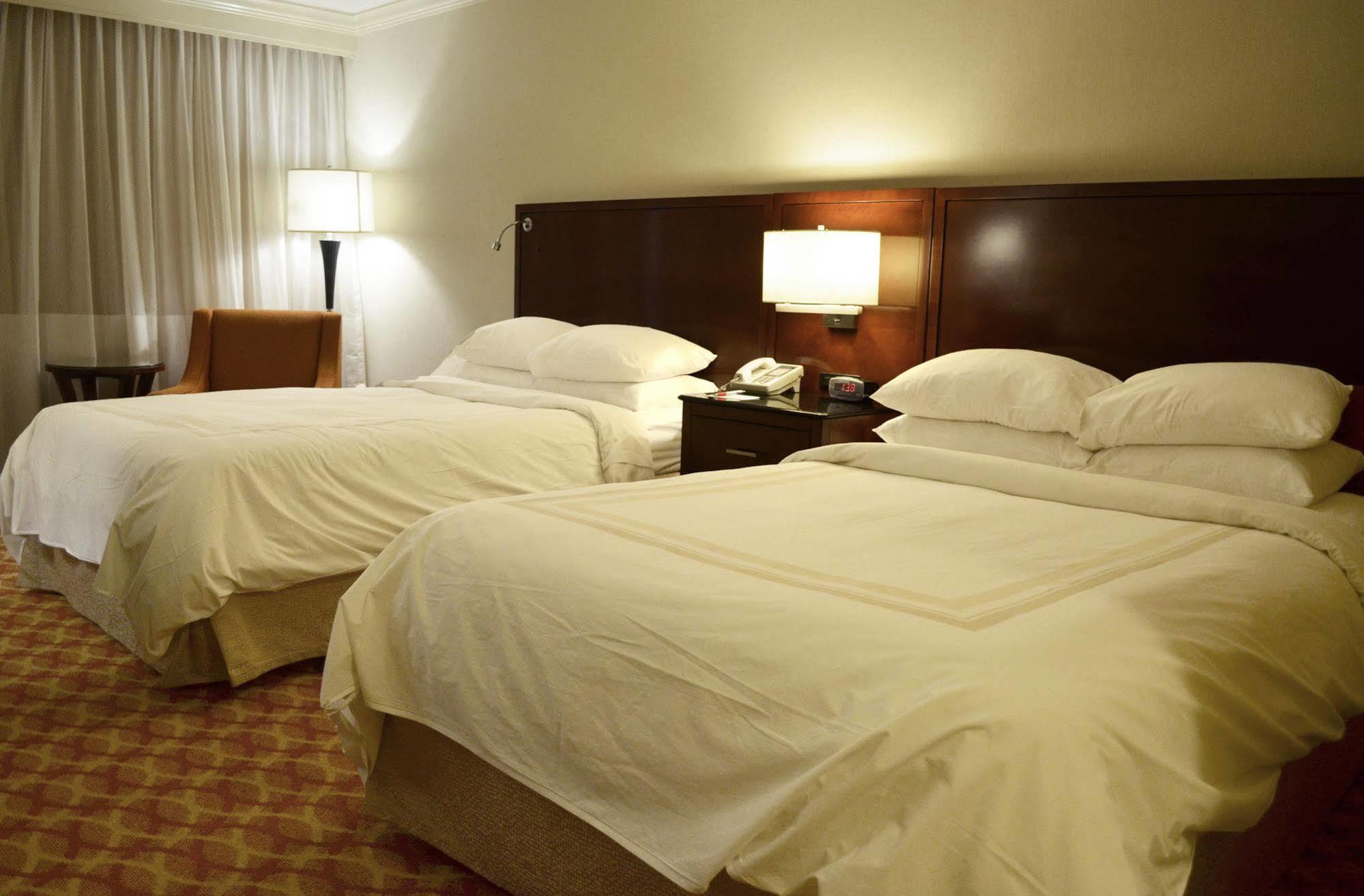 Indianapolis Marriott East Otel Dış mekan fotoğraf